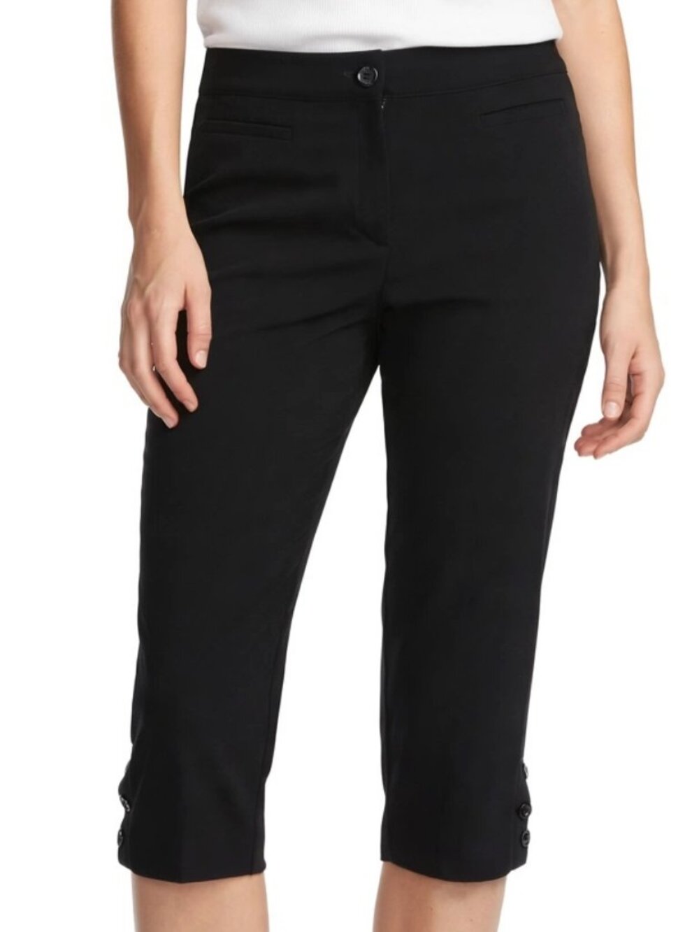 Roz & Ali Women’s Black Solid Capri Pants Size 18W w/button detail at side
